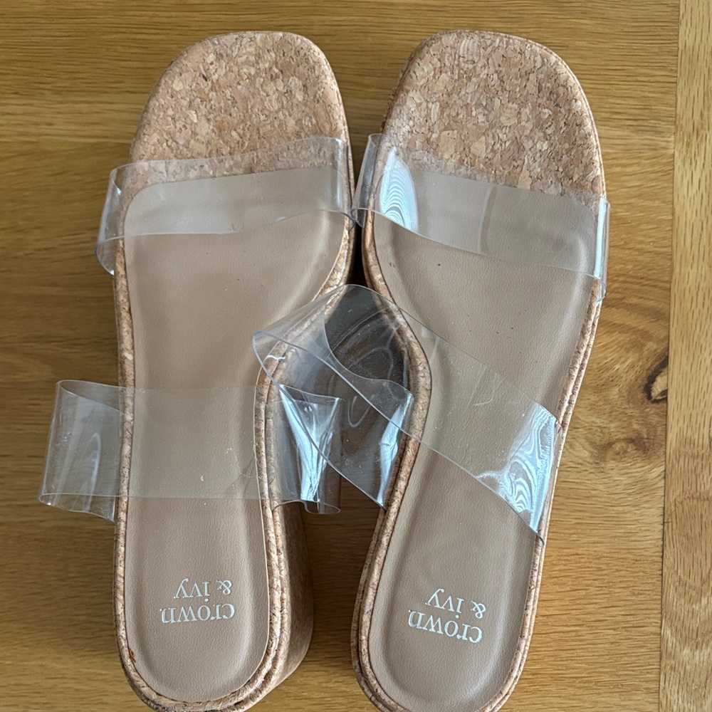 Crown & Ivy Women's Clear Strap Tan Sandals